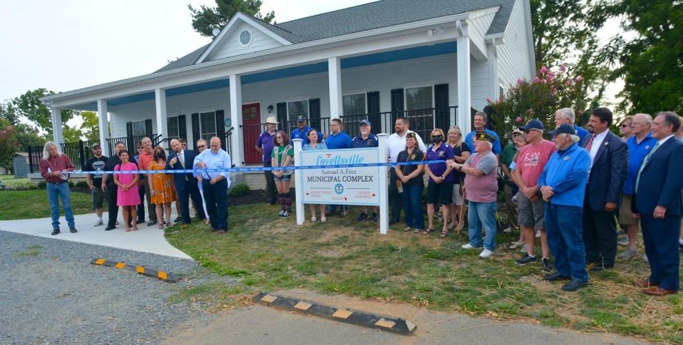 Lovettsville Office Complex Named in Finz’s Honor Archives