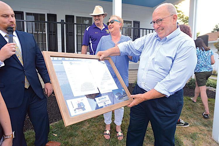 Lovettsville Office Complex Named in Finz’s Honor Archives
