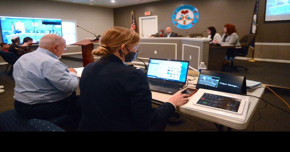 Lovettsville Council Holds First Meeting in New Chamber Towns