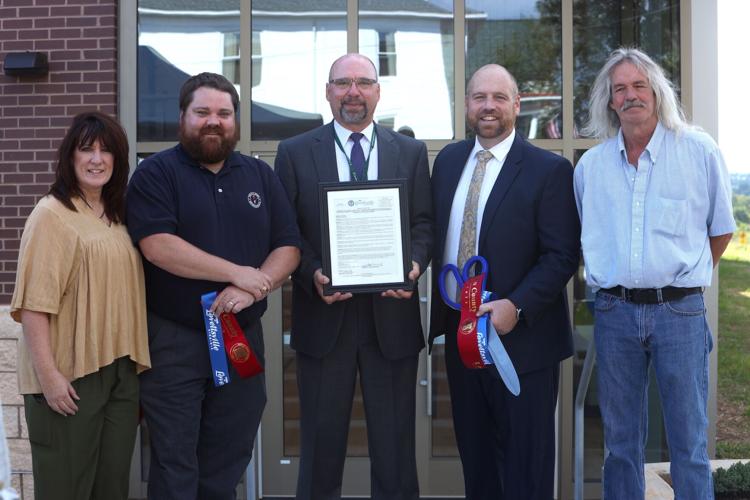 Lovettsville Opens New Community Center