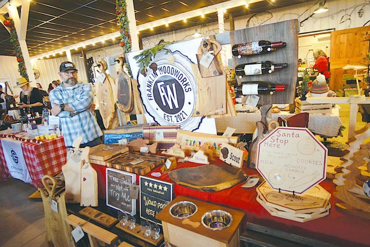 Shopping Small Loudouners Flock to Holiday Markets Get Out Loudoun
