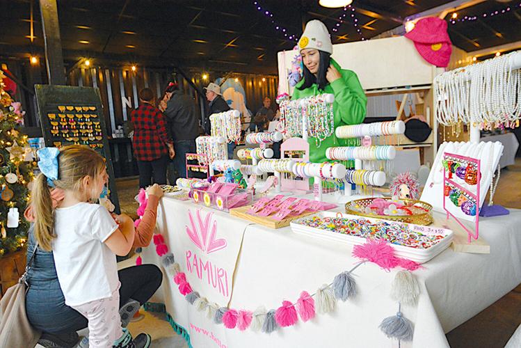 Shopping Small Loudouners Flock to Holiday Markets Get Out Loudoun