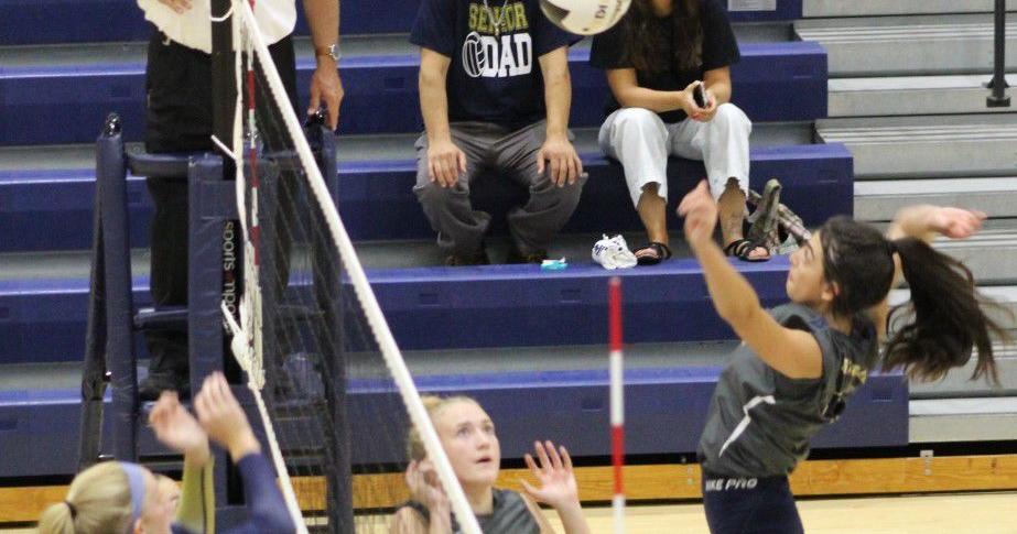 Let off the hook: New Prairie volleyball loses two leads, falls to ...