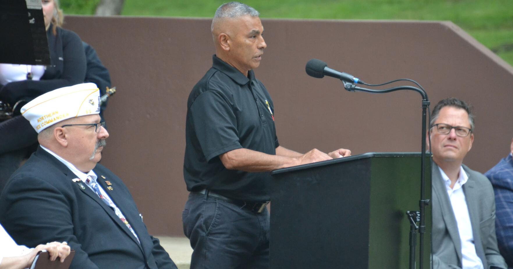 La Porte pays tribute to fallen heroes with service at Fox Park - Vimarsana News