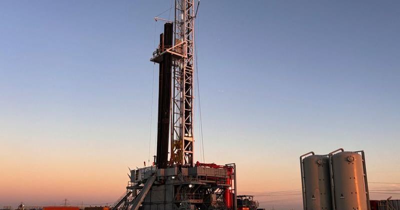Photo: lufkindailynews.com Oil Surges After China Suspends Fuel Exports and US Deploys Troops