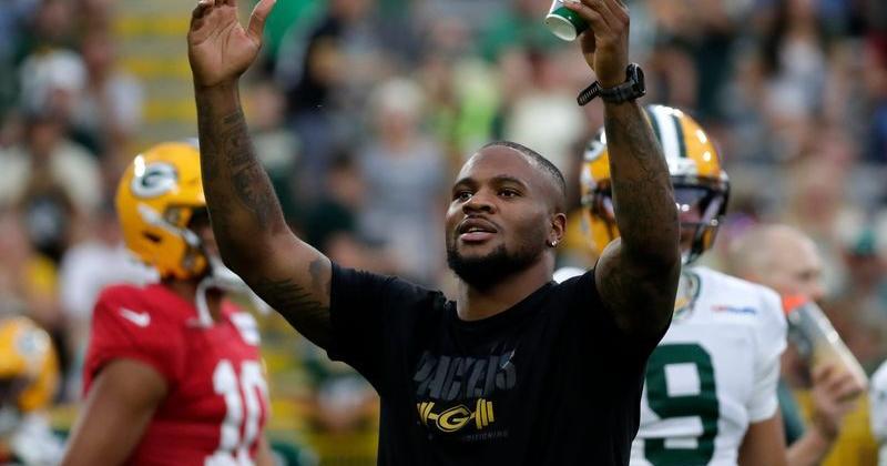 Green Bay Packers defensive lineman Micah Parsons hype up the crowd at Green Bay Packers Family Night on Aug. 7, 2026, at Lambeau Field in Green Bay, Wis.