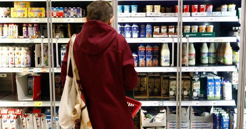 German September inflation confirmed at 3.3% by federal statistics office; consumer prices accelerated from 2.9% in August