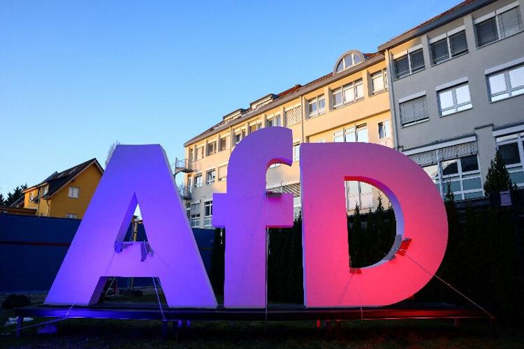Premier of Germany's Lower Saxony walks high wire between VW cuts and ...