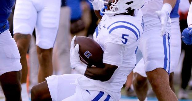 Duke cornerback Kimari Robinson (5) scores a touchdown against Middle Tennessee during the MTSU Homecoming game on Saturday,