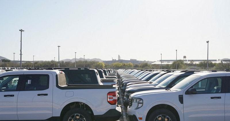 US, Canada try to bridge gaps over potential autos tariff cuts, sources say By David Shepardson, Nora Eckert and Kalea Hall Aug 17, 2026 Aug 17, 2026 Updated 19 mins ago
