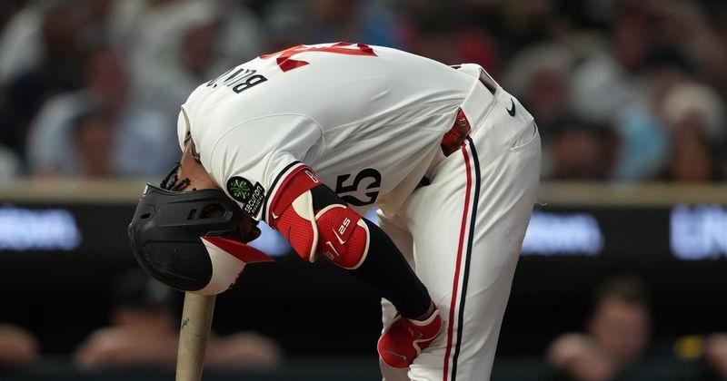 MLB: Atlanta Braves at Minnesota Twins