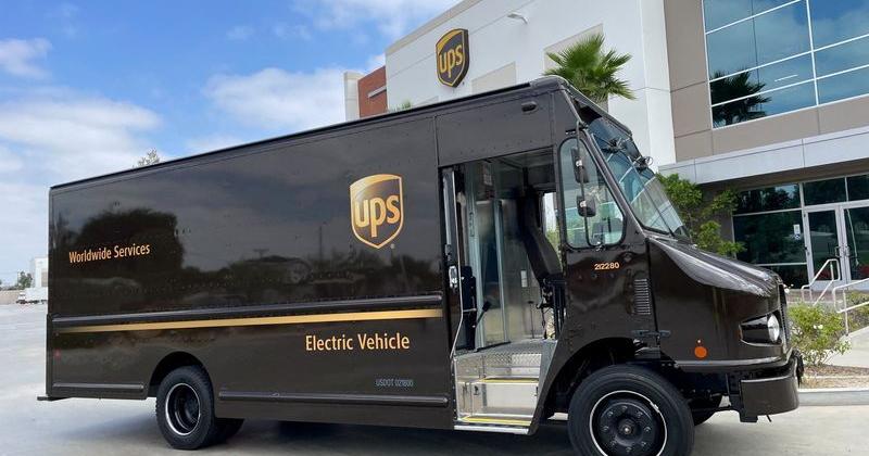 United Parcel Service expects fatter holiday profits on slightly slimmer volume