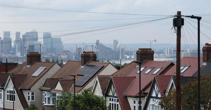 UK house prices fall for first time since November 2023, Lloyds data shows By David Milliken Sep 7, 2026 Sep 7, 2026 Updated 55 mins ago