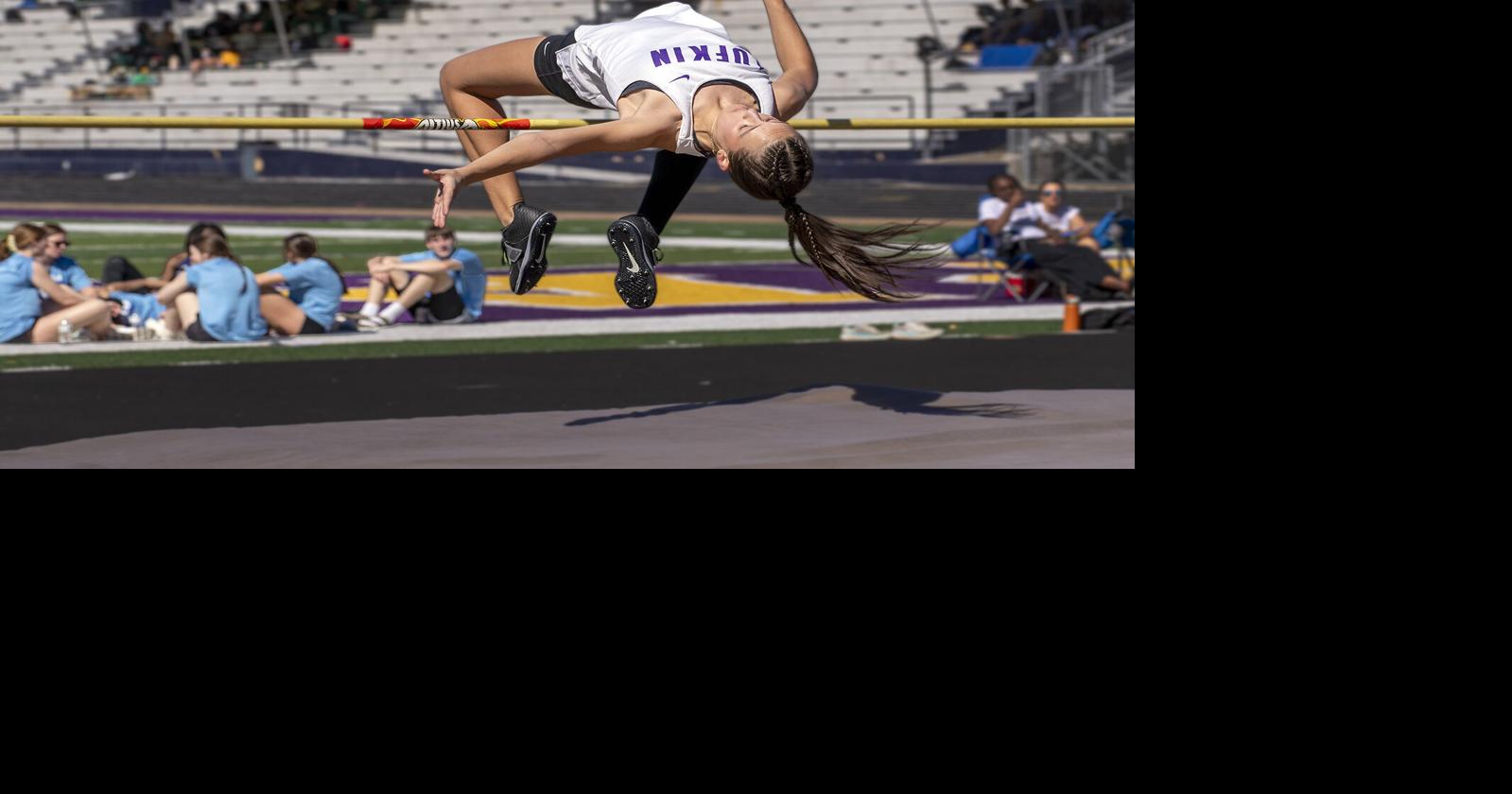 Lufkin boys finish second, girls third at Willie Ross Relays