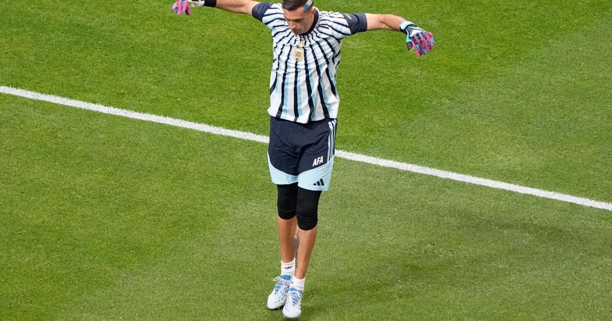 CORRECTION Egypt Argentina WCup Soccer