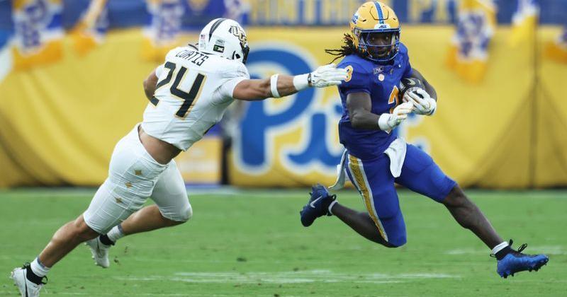NCAA Football: Central Florida at Pittsburgh