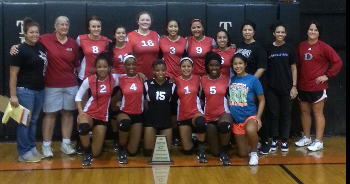 VOLLEYBALL Lufkin captures third place in Edgewood; Diboll wins Silver