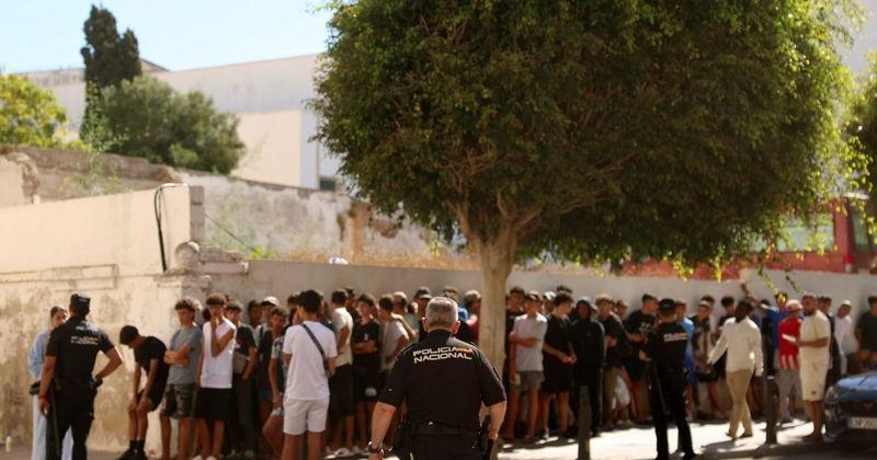 Mass crossings of migrants on foot and by sea from Morocco into Spanish territory, in Ceuta | Top News