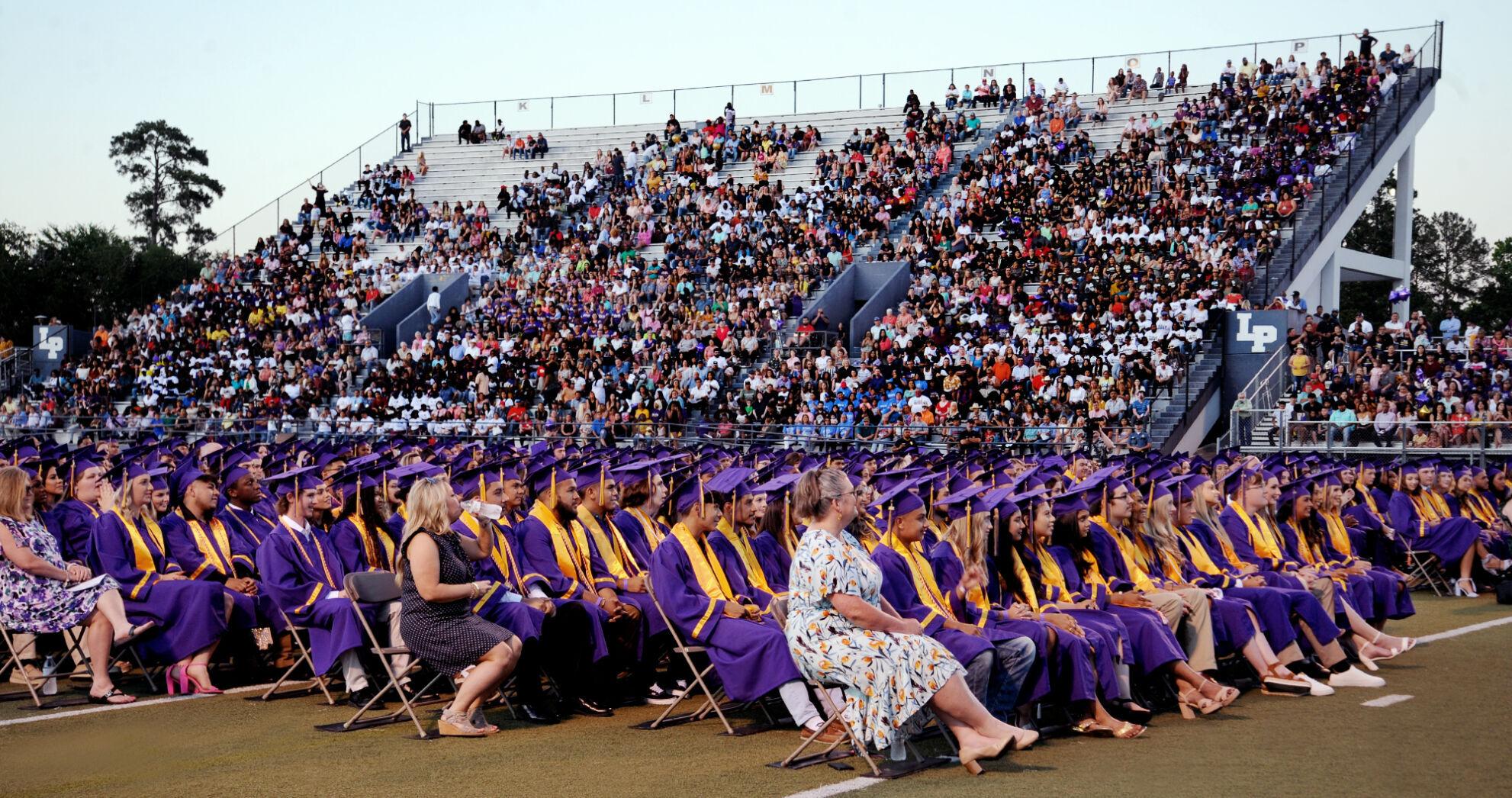 Class of 2022 looks to future Lufkin graduates express pride over