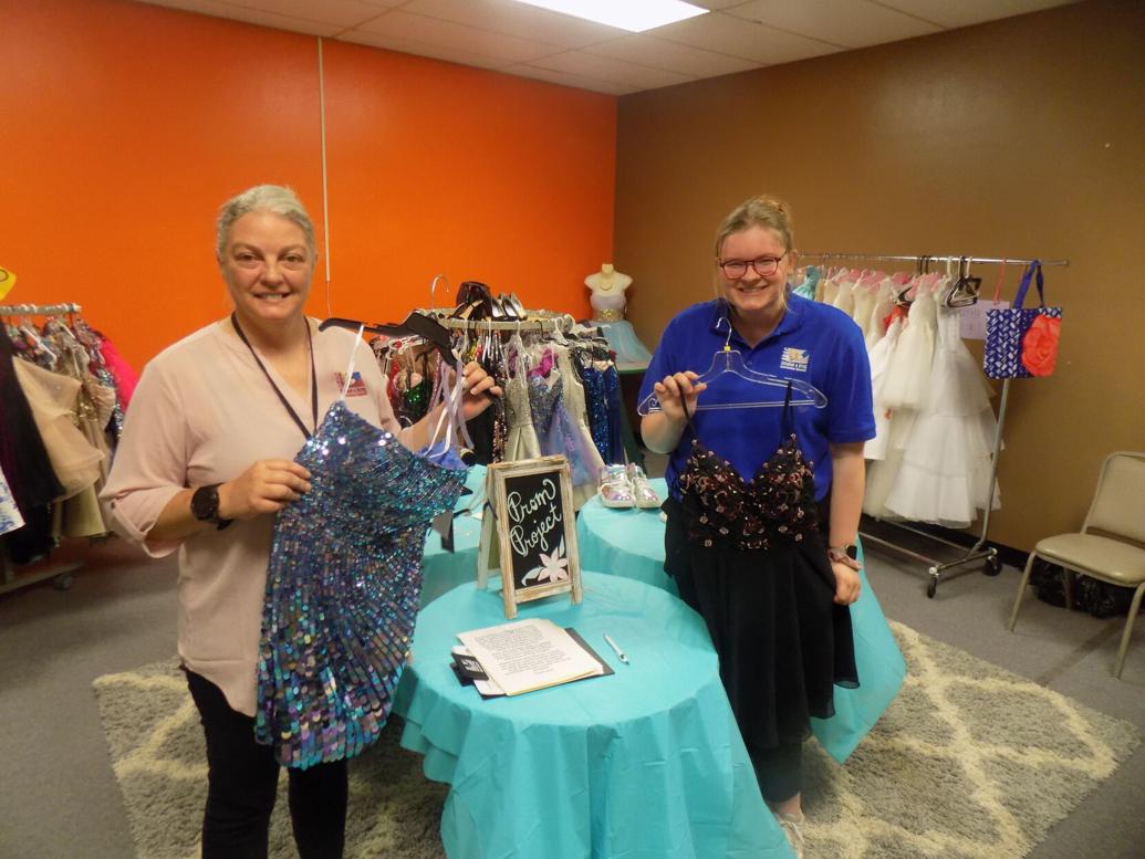Prom Project provides colorful dresses and a personal touch Community
