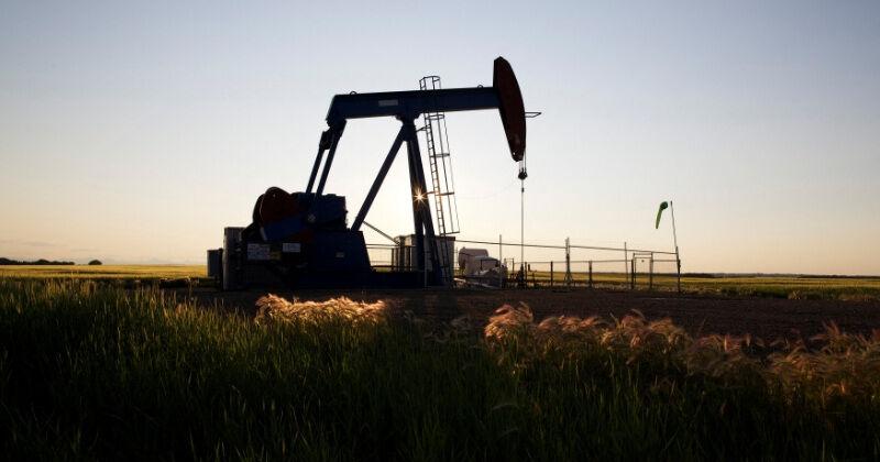 Brent Surpasses $100 Threshold as Escalating US-Iran Tanker Conflict Intensifies Supply Concerns