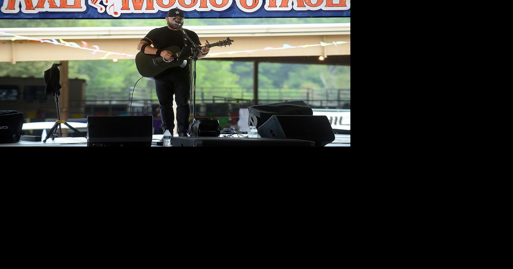 City celebrates Music Friendly Texas designation at Forest Festival