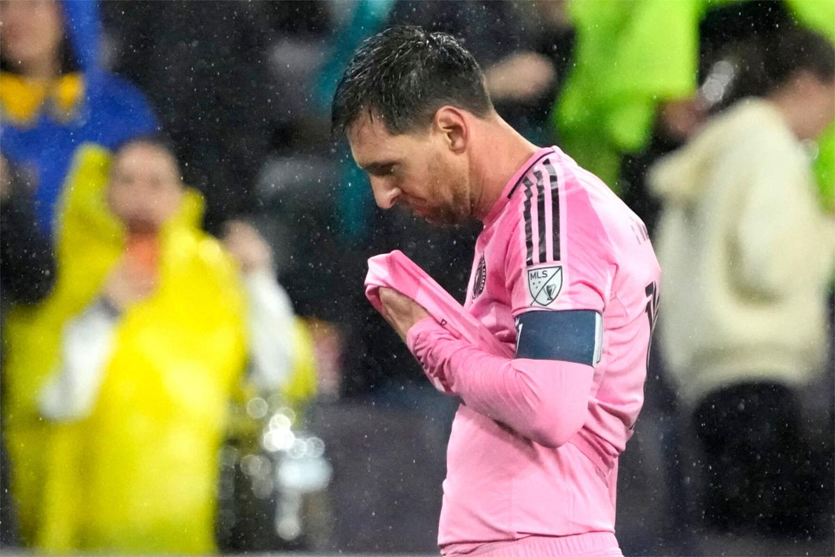 For 10, it's 900: Inter Miami star Lionel Messi scores milestone 900th goal, joining Ronaldo in club | Sports | lufkindailynews.com