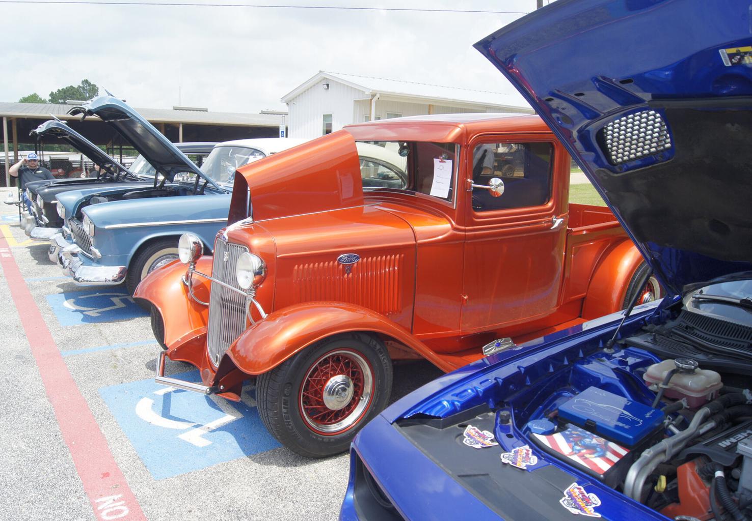 Third annual car show benefits Huntington Volunteer Fire Department ...