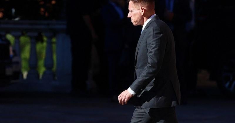 Billionaire Peter Thiel buys 1% stake in Argentine Vaca Muerta oil firm, filing shows