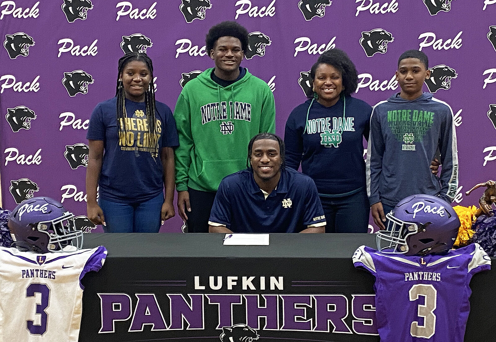 Lufkin's Young signs with Notre Dame | High School | lufkindailynews.com