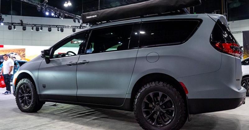 A 2025 Chrysler Pacifica Grizzly Peak Concept at the LA Auto Show in Los Angeles, Calif., Friday, Nov. 28, 2025.