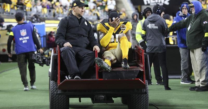 NFL: Green Bay Packers at Pittsburgh Steelers