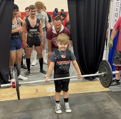 Marshall lifters set state records