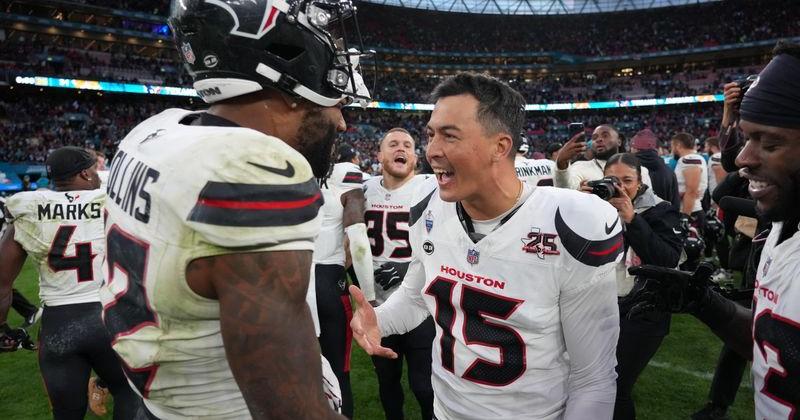 Oct 18, 2026; London, United Kingdom; Houston Texans place kicker Ka'imi Fairbairn (15) celebrates with wide receiver Nico Collins (12) after kicking the winning field as time expired against the Jacksonville Jaguars during the 2026 NFL London Games at Wembley Stadium. Mandatory Credit: Kirby Lee-Imagn Images