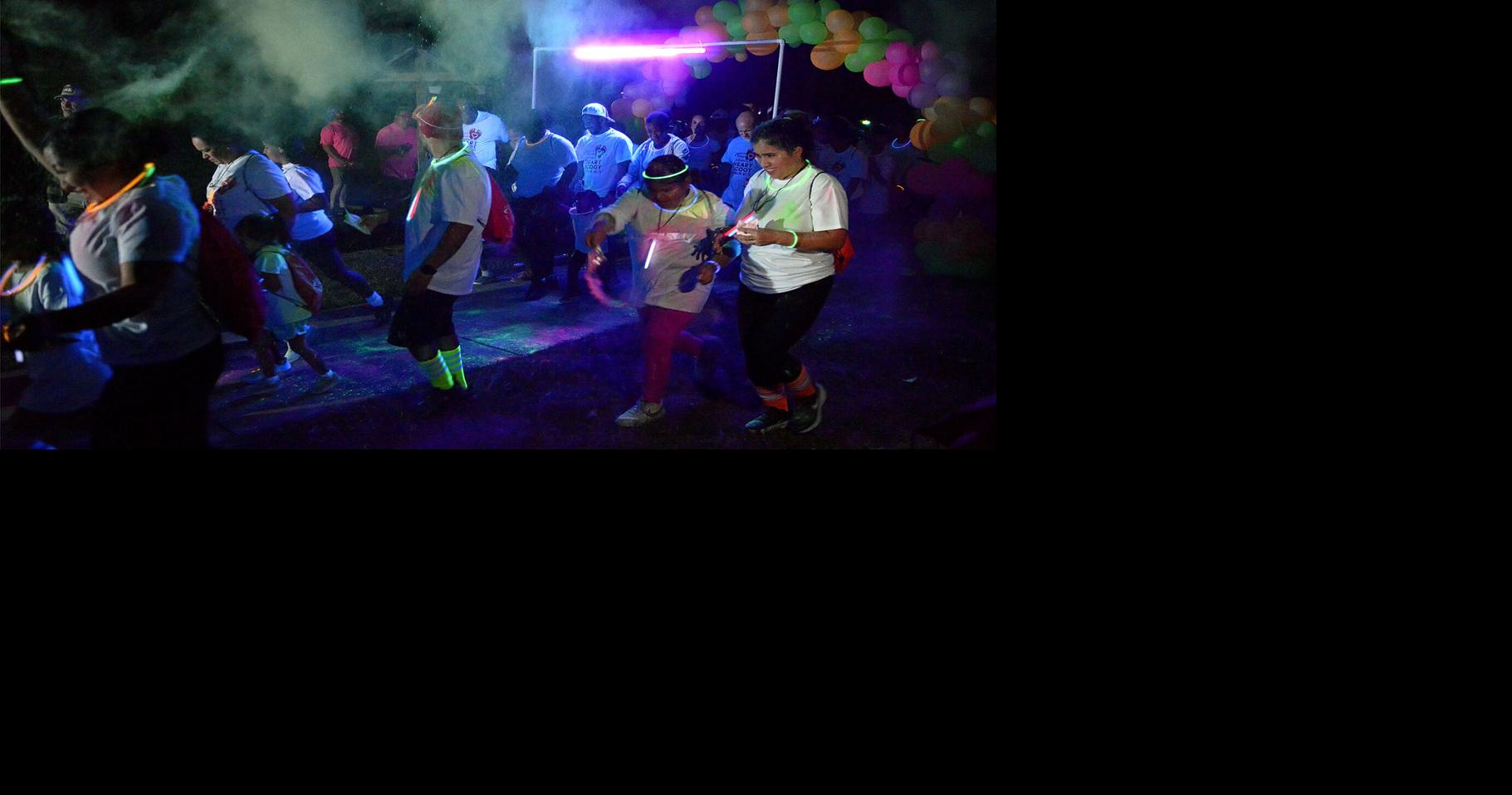Over 400 participate in Glow in the Dark Color Run