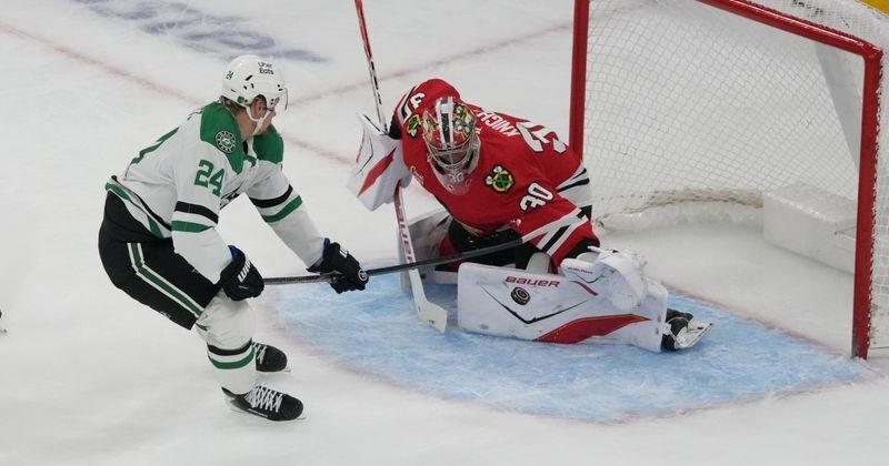 NHL: Dallas Stars at Chicago Blackhawks