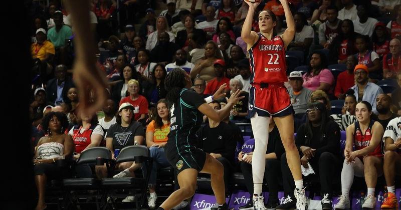WNBA: Los Angeles Sparks at Washington Mystics
