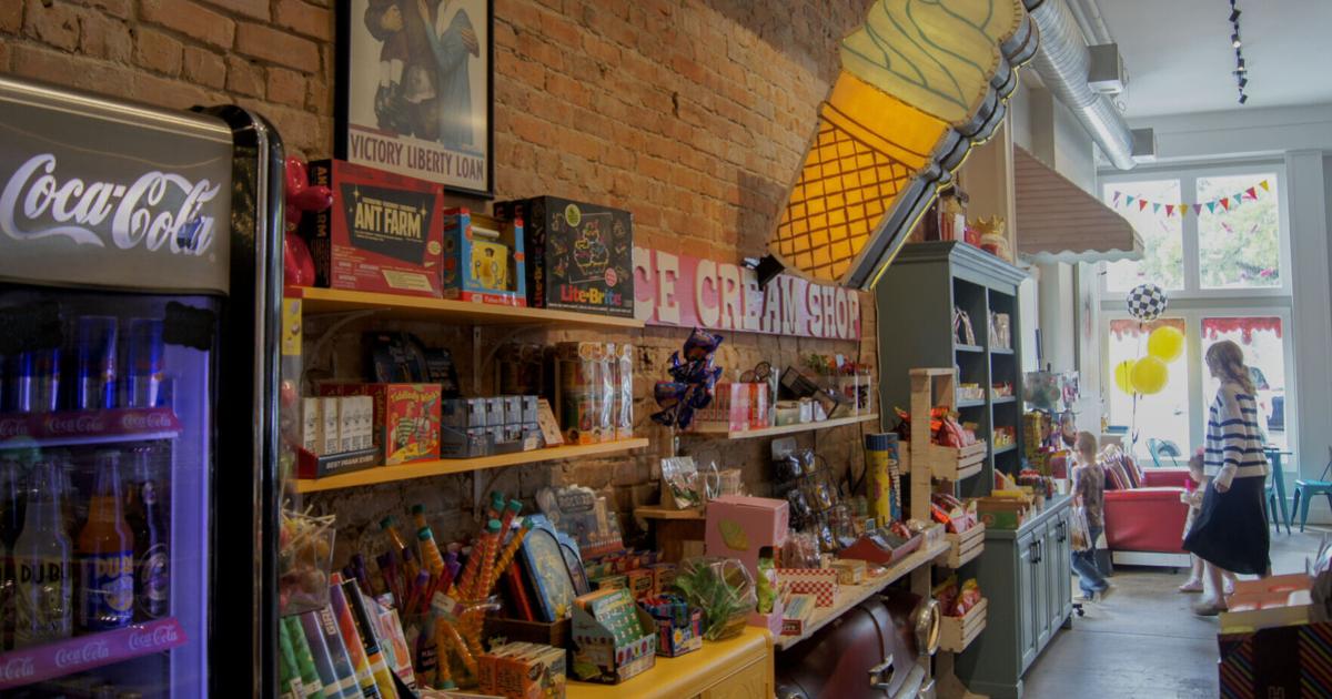 Cotton (Square) Candy Land: Pair of downtown Lufkin businesses offer games, treats for kids of all ages Story and photos by BROCK WEST/Charm East Texas May 31, 2026 3 mins ago