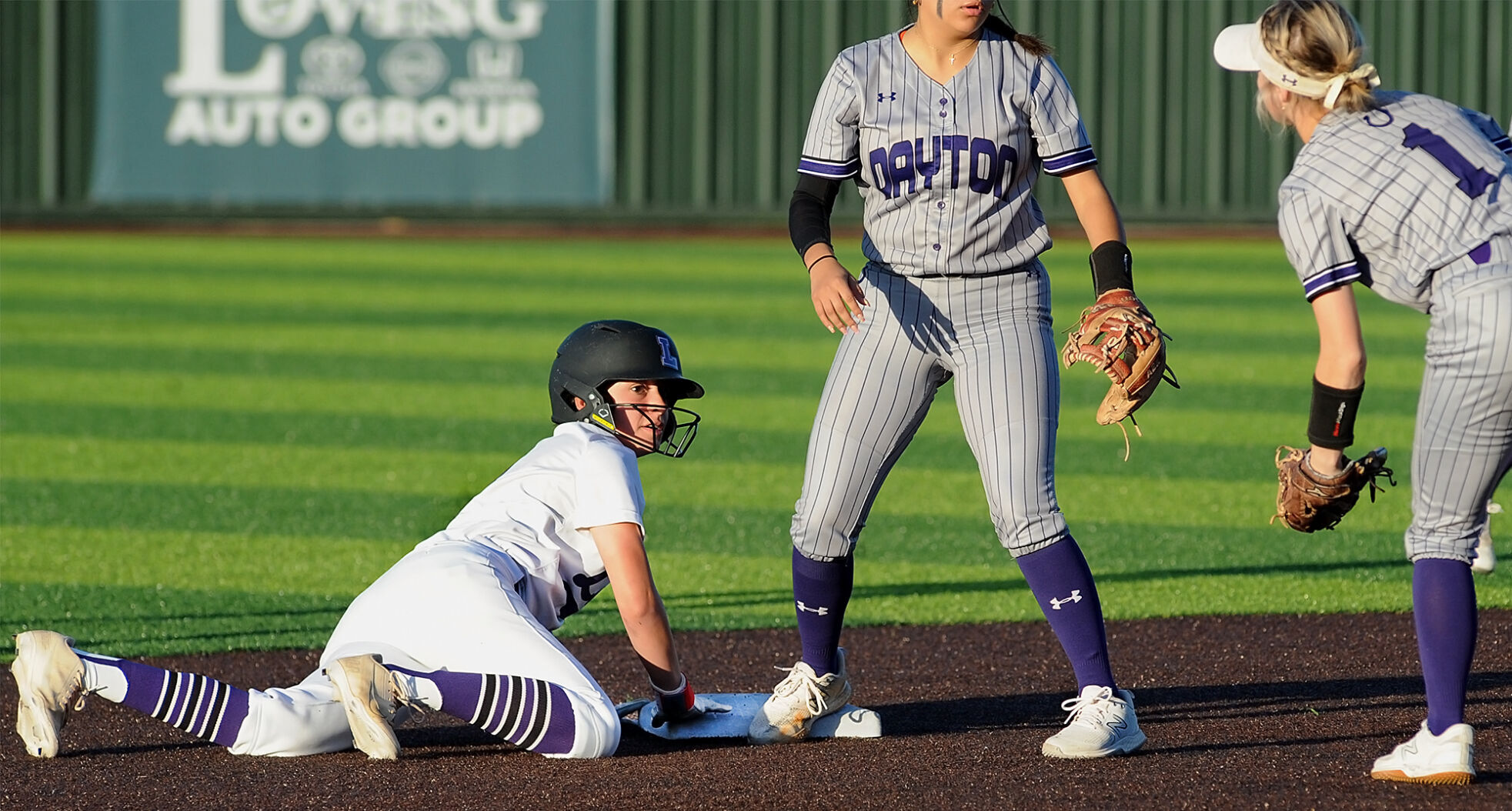 Lady Panthers tame Lady Broncos, 11-4