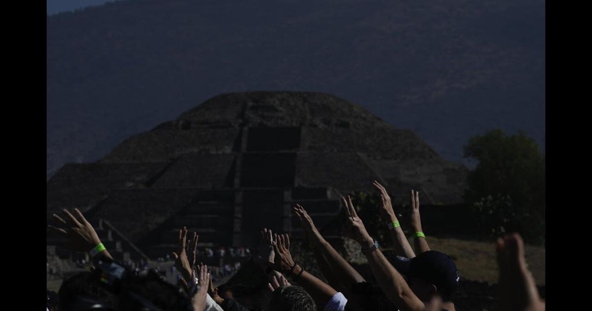 Pyramid Spring Mexico's spring equinox celebrated at ancient pyramids | Ap Video ...