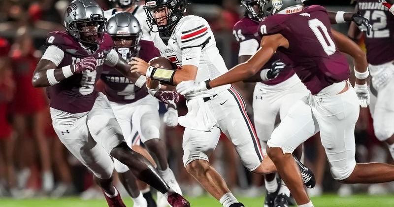 Maryville's Will Jones (5) runs with the ball during a high school football game between Alcoa and Maryville held at Alcoa High School on August 22, 2025.