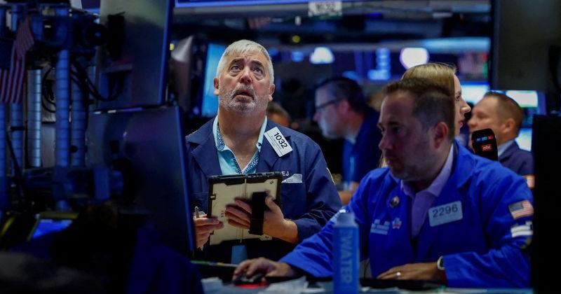 US stock futures fall as fading Iran peace prospects drive up oil, yields By Shashwat Chauhan and Purvi Agarwal Aug 18, 2026 Aug 18, 2026 Updated 1 hr ago