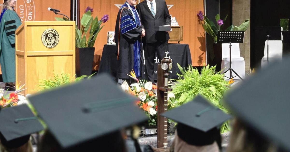 East Texas physician receives first UTMB Physician Assistant Preceptor ...