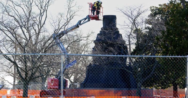 Confederate monument removed at Arlington National Cemetery in Virginia