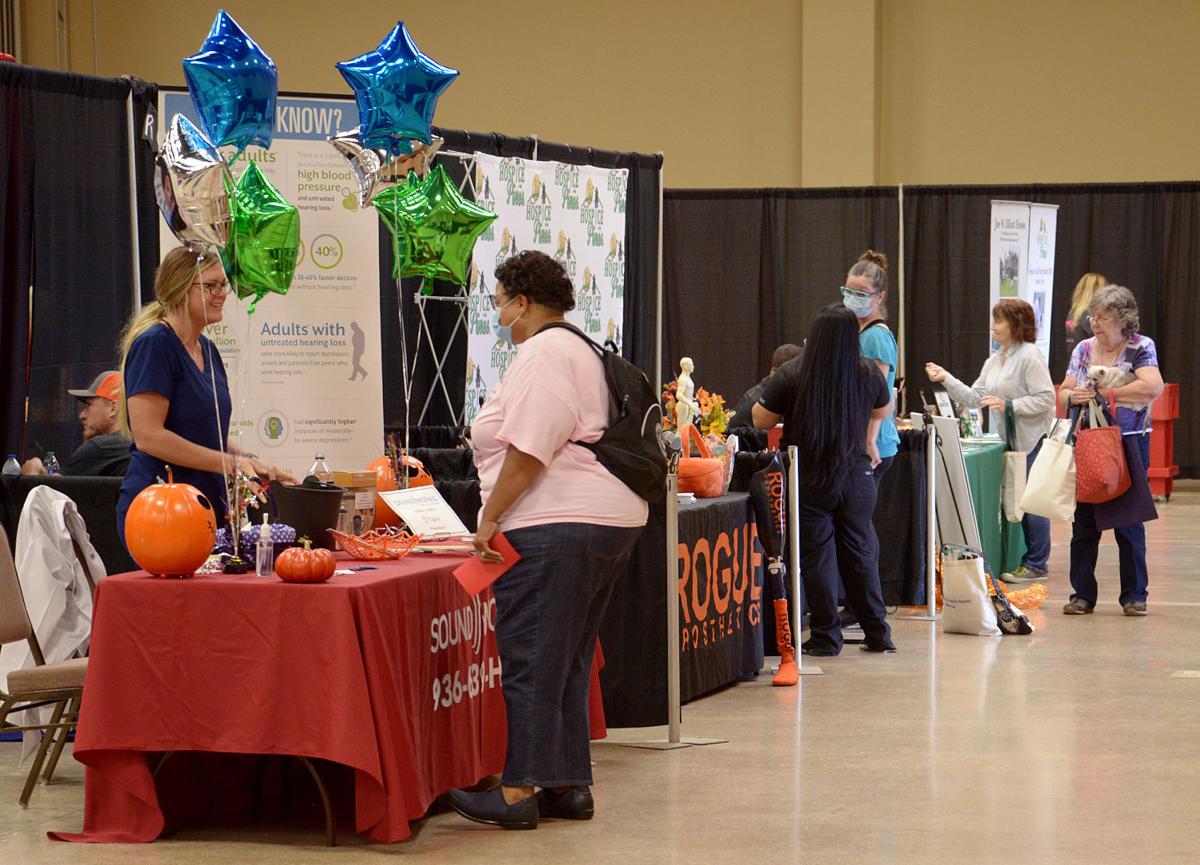 20211013-news-seniorcitizenexpo_3