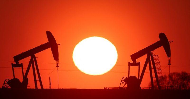 Oil falls over 4% as investors shrug off US sanctions on Iran By Shariq Khan and Anushree Mukherjee Aug 25, 2026 Aug 25, 2026 Updated 28 mins ago