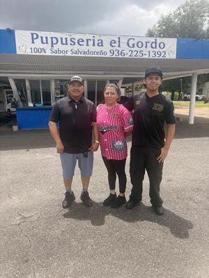 Pupuseria El Gordo offering 100% Salvadoran food