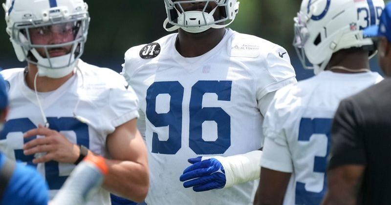 Indianapolis Colts defensive tackle Colby Wooden (96) warms up during the team’s veteran minicamp Tuesday, June 9, 2026, at the