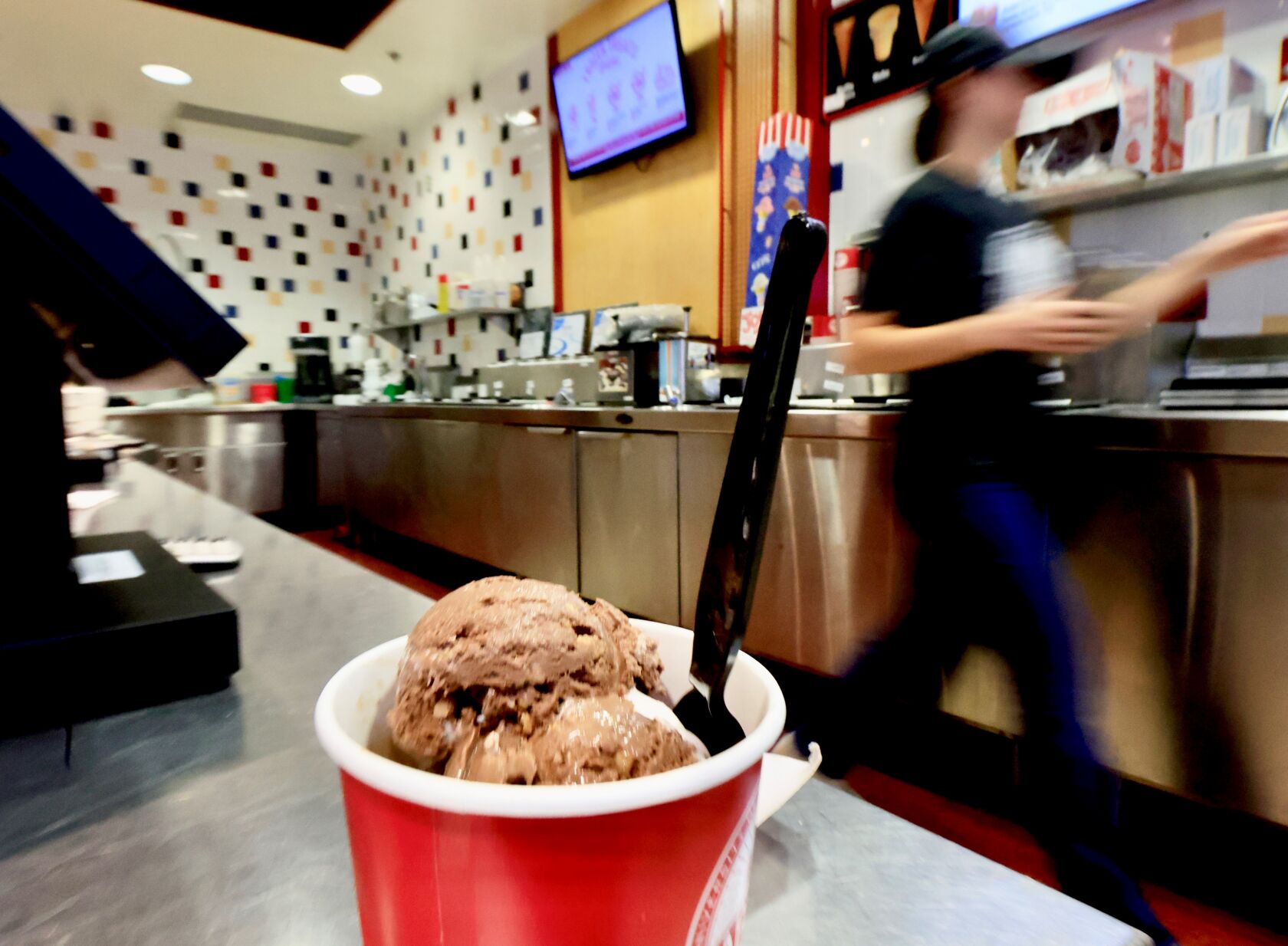 UW-Madison launches s'mores as new anniversary ice cream