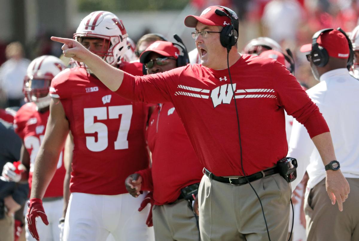 Badgers Football Follow The State Journal S Live Coverage As